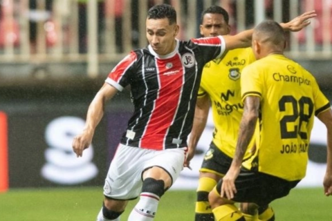 Joinville perde para o São Bernardo e dá adeus à Copa do Brasil